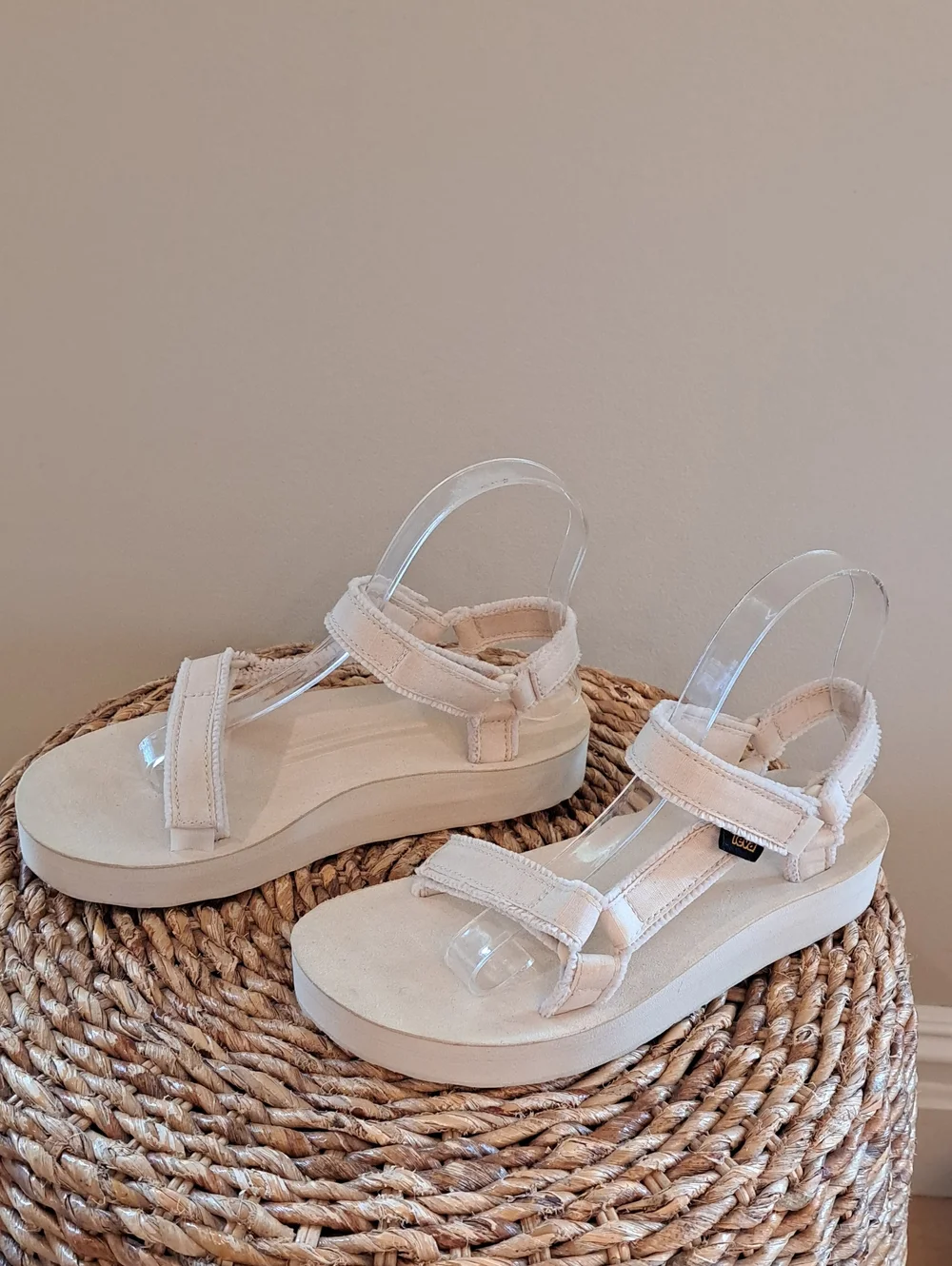 Teva Womens Midform Universal Birch Ivory Athleisure Platform Sandals 7
